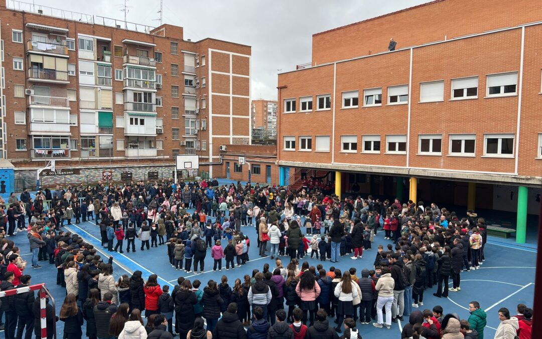 Nuestro colegio «Transforma» el mundo por la Paz